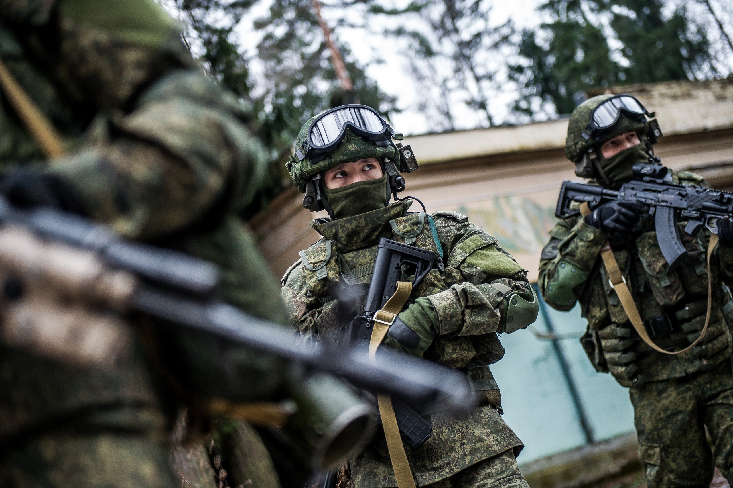 Кадр из портфолио RedFrontSquad 3